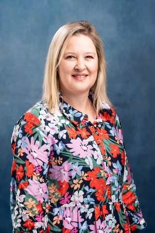 Mej. Nolinda Potgieter